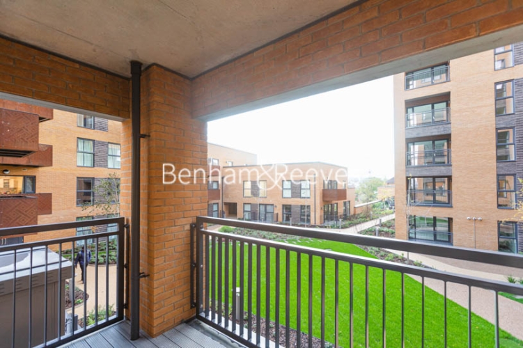 2 bedrooms flat to rent in East Acton Lane, Acton, W3-image 5