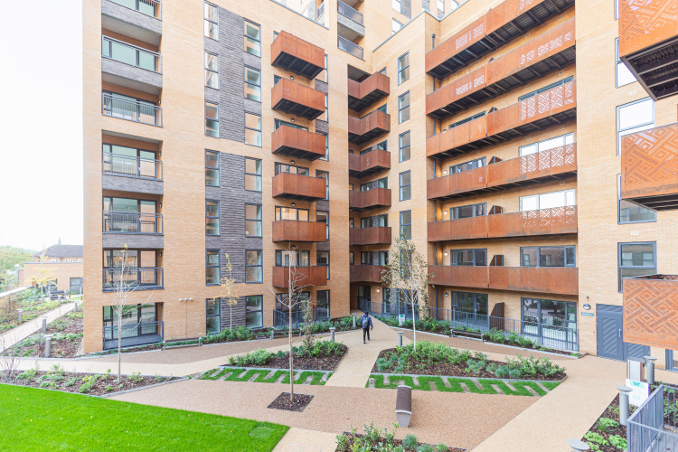 2  bedrooms flat to rent in East Acton Lane, Acton, W3-image 12