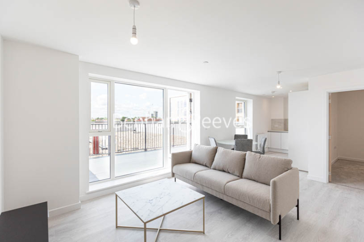 1  bedroom flat to rent in East Acton Lane, Acton, W3-image 1