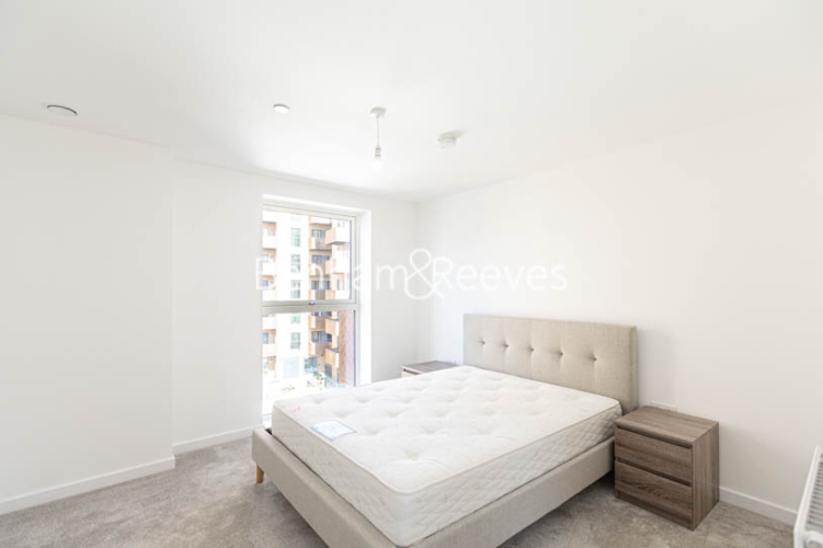 1  bedroom flat to rent in East Acton Lane, Acton, W3-image 3