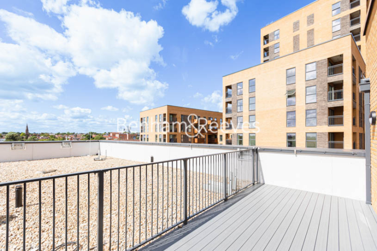 1  bedroom flat to rent in East Acton Lane, Acton, W3-image 5