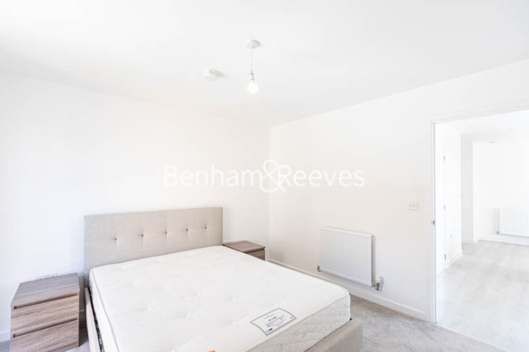 1 bedroom flat to rent in East Acton Lane, Acton, W3-image 8