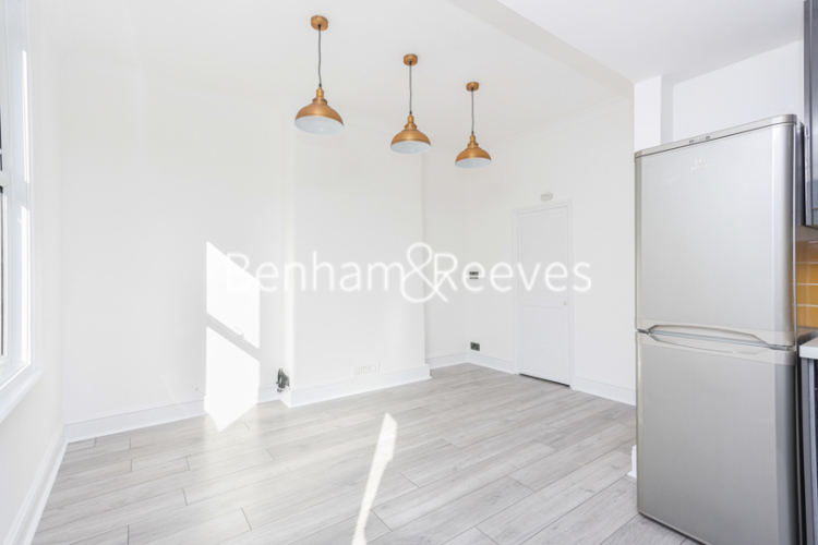 3  bedrooms house to rent in Drayton Avenue, Ealing, W13-image 16