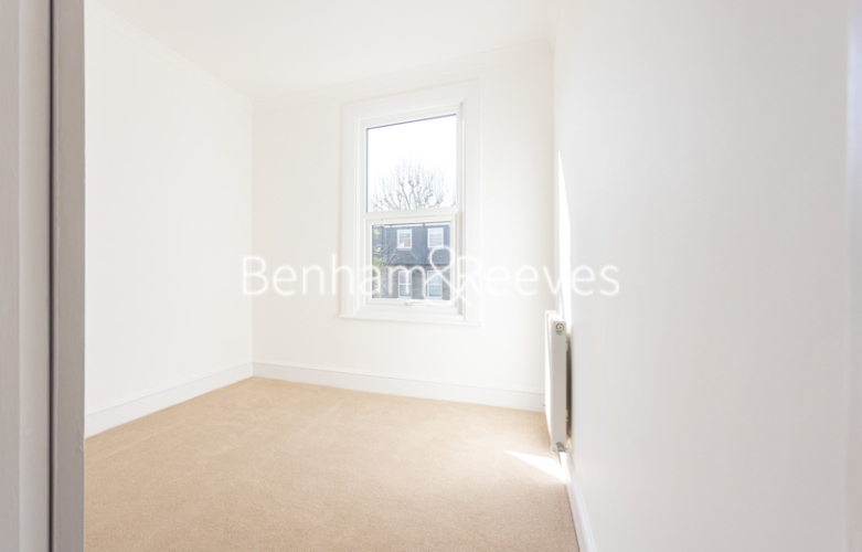 3 bedrooms house to rent in Drayton Avenue, Ealing, W13-image 17