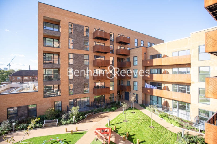 2 bedrooms flat to rent in East Acton Lane, Acton, W3-image 10