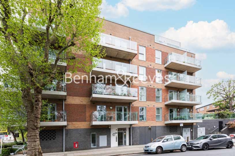 1 bedroom flat to rent in Rosemont Road, Acton, W3-image 6