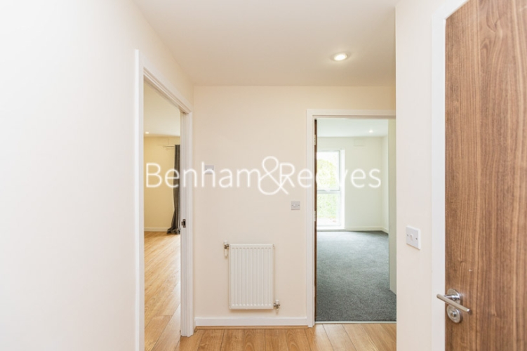 1 bedroom flat to rent in Rosemont Road, Acton, W3-image 14