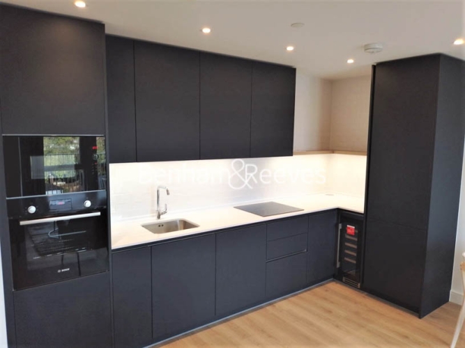 2  bedrooms flat to rent in Beresford Avenue, Wembley, HA0-image 2