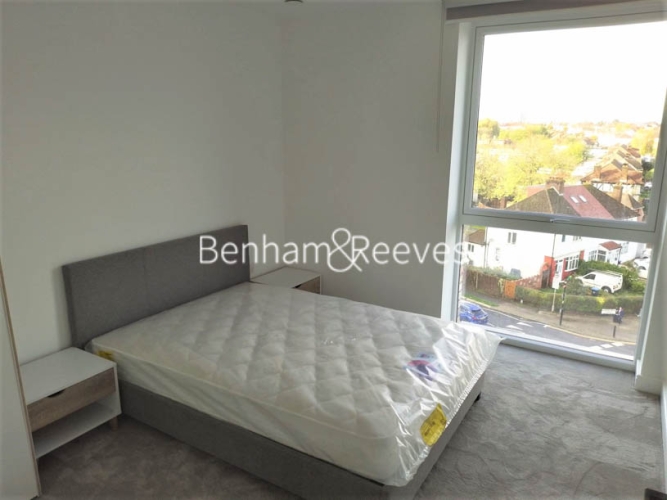 2 bedrooms flat to rent in Beresford Avenue, Wembley, HA0-image 3