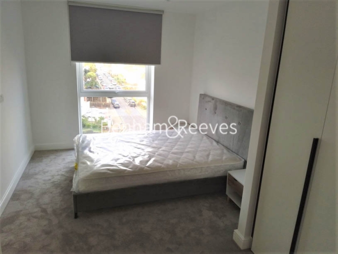 2 bedrooms flat to rent in Beresford Avenue, Wembley, HA0-image 7