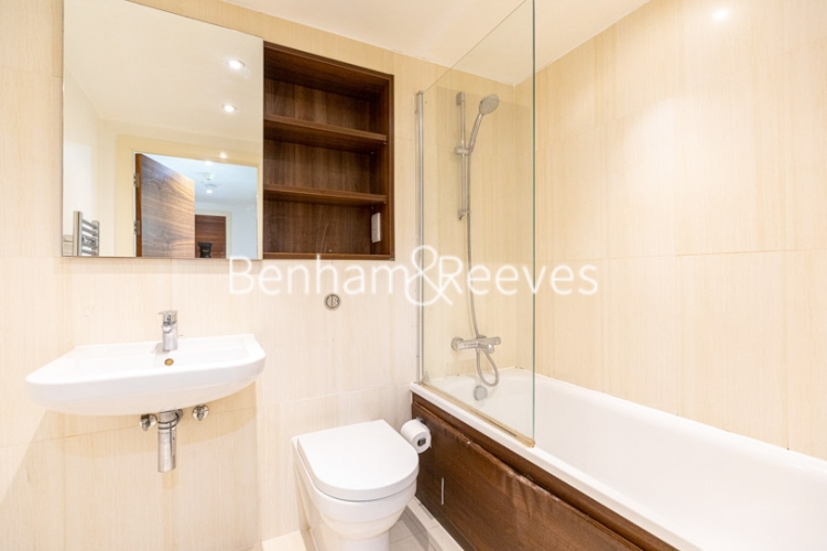 1 bedroom flat to rent in Bromyard Avenue, Acton, W3-image 4