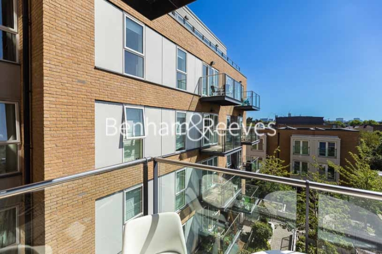 1 bedroom flat to rent in Bromyard Avenue, Acton, W3-image 11