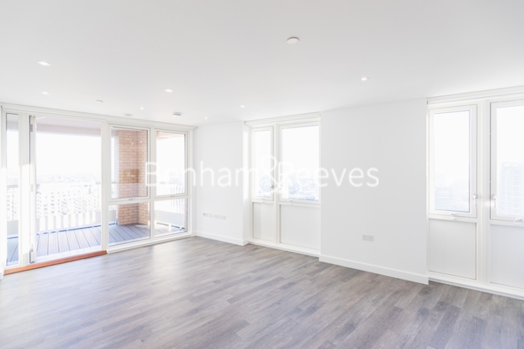 2  bedrooms flat to rent in Hanbury Road, Acton, W3-image 1