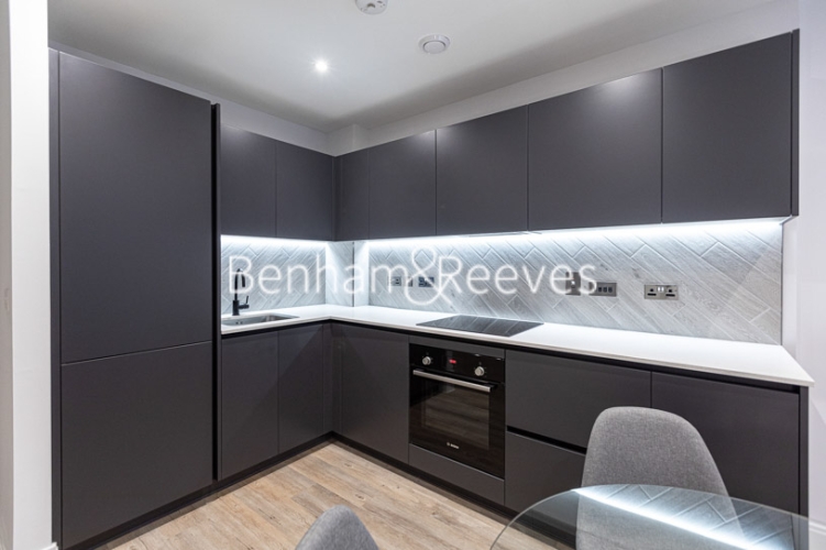 1 bedroom flat to rent in Memorial Avenue, Slough, SL1-image 2