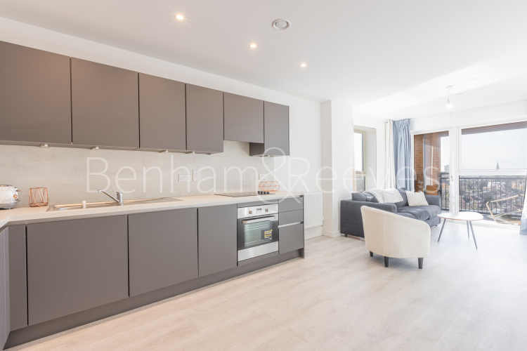 1  bedroom flat to rent in East Acton Lane, Acton, W3-image 8