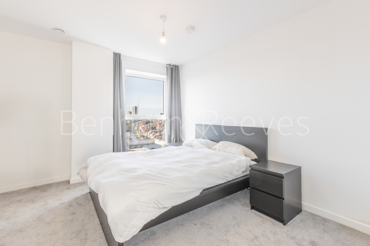 1 bedroom flat to rent in East Acton Lane, Acton, W3-image 9