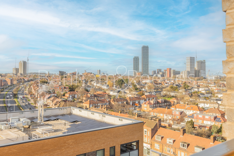 1  bedroom flat to rent in East Acton Lane, Acton, W3-image 10
