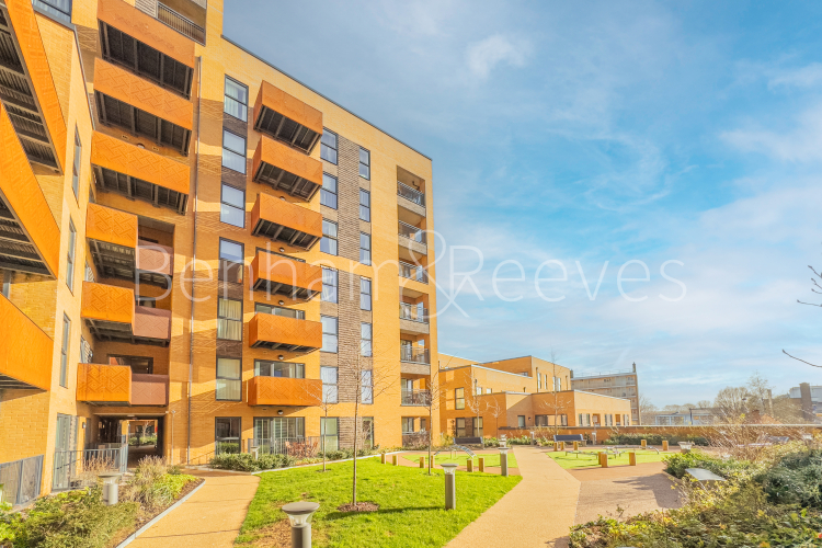 1 bedroom flat to rent in East Acton Lane, Acton, W3-image 14