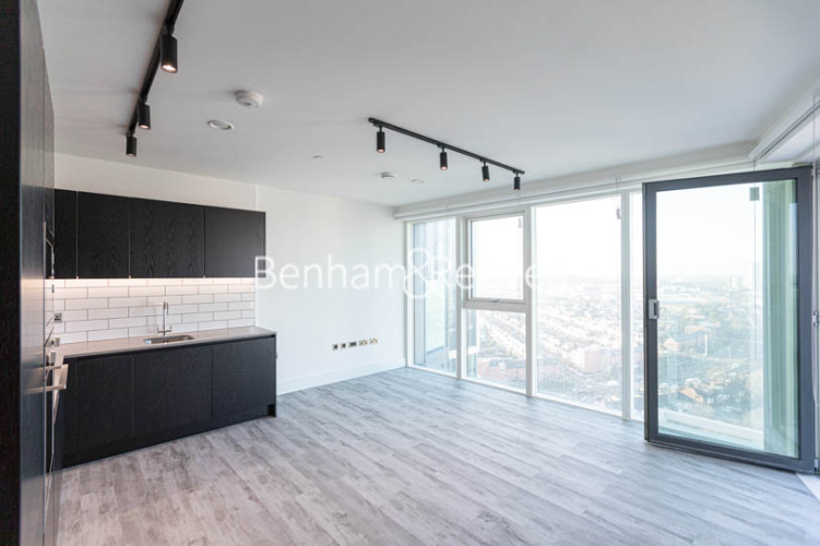 1  bedroom flat to rent in Portal Way, Acton, W3-image 1