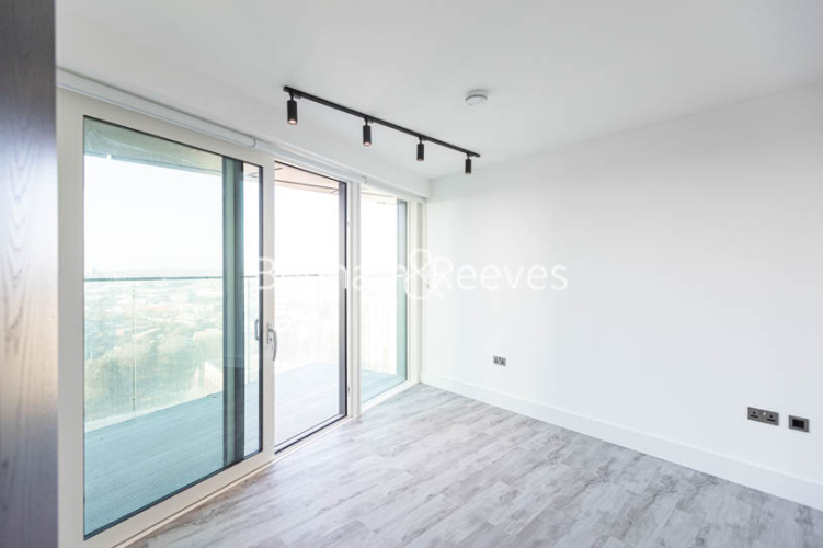 1 bedroom flat to rent in Portal Way, Acton, W3-image 13