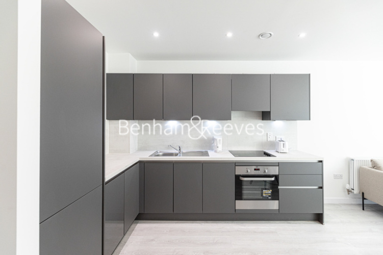 1 bedroom flat to rent in East Acton Lane, Acton, W3-image 2