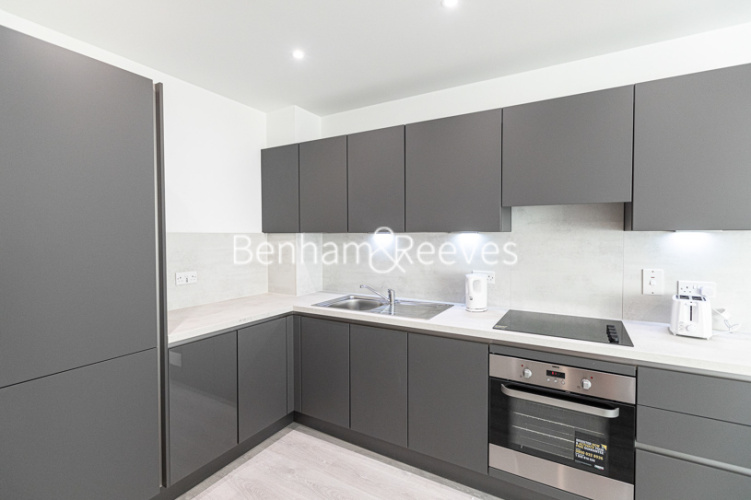 1  bedroom flat to rent in East Acton Lane, Acton, W3-image 9