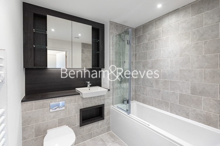 1  bedroom flat to rent in Farine Avenue, Hayes, UB3-image 4