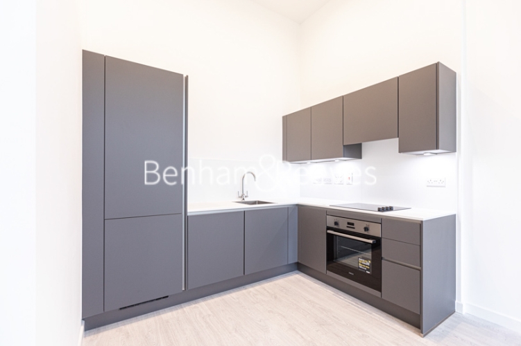 1 bedroom flat to rent in Farine Avenue, Hayes, UB3-image 8