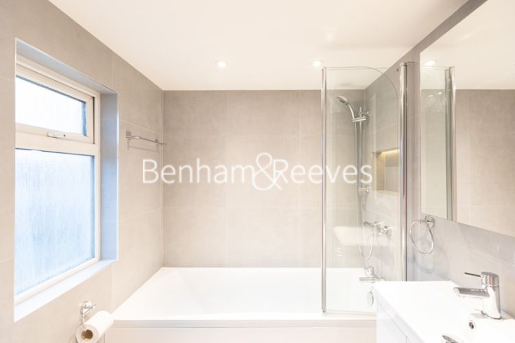 2 bedrooms flat to rent in Summerlands Avenue, Acton, W3-image 4