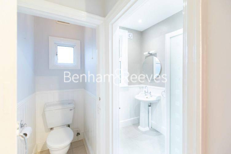 2 bedrooms flat to rent in Summerlands Avenue, Acton, W3-image 9