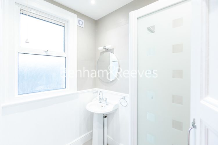 2 bedrooms flat to rent in Summerlands Avenue, Acton, W3-image 19