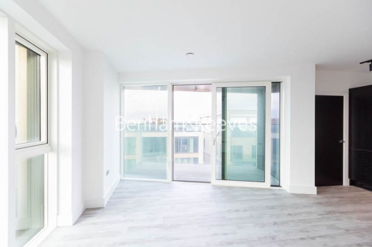 2 bedrooms flat to rent in Portal Way, Acton, W3-image 3