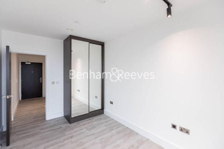 2  bedrooms flat to rent in Portal Way, Acton, W3-image 14