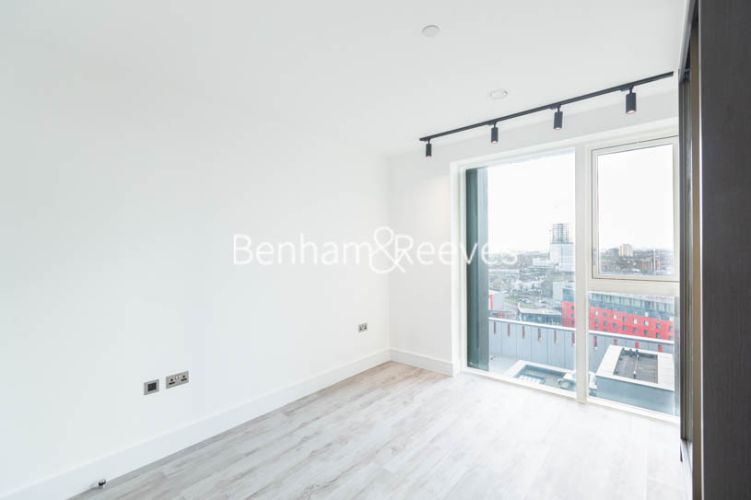 2 bedrooms flat to rent in Portal Way, Acton, W3-image 18