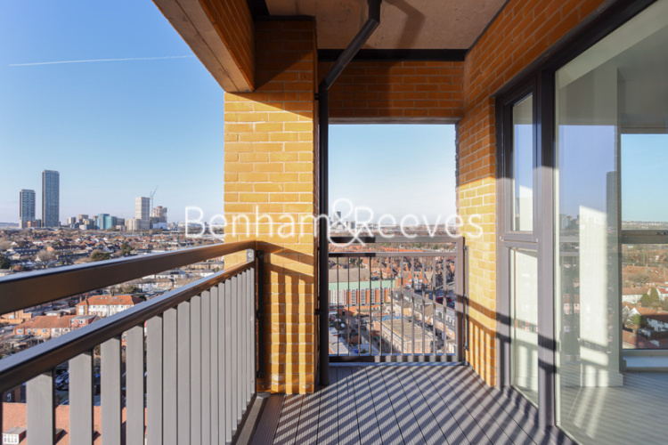 2 bedrooms flat to rent in East Acton Lane, Acton, W3-image 5