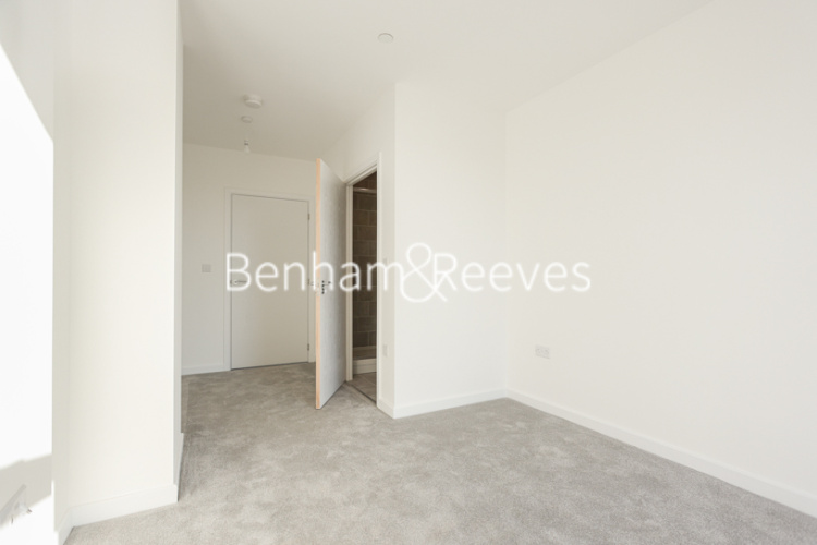 2  bedrooms flat to rent in East Acton Lane, Acton, W3-image 14