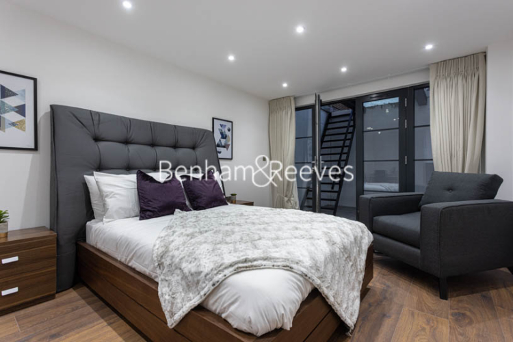 4 bedrooms flat to rent in Hillcrest Road, Acton, W3-image 23