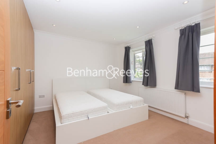 4 bedrooms flat to rent in East Close, Ealing, W5-image 20