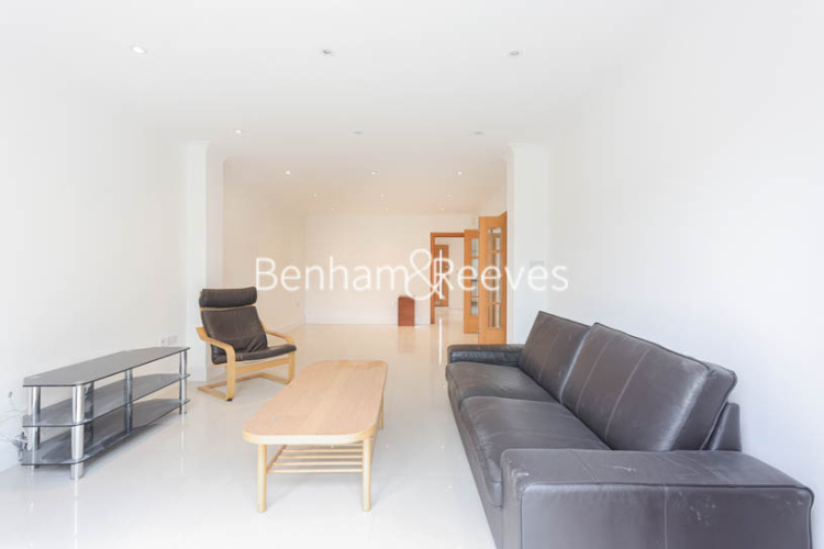 4  bedrooms flat to rent in East Close, Ealing, W5-image 28