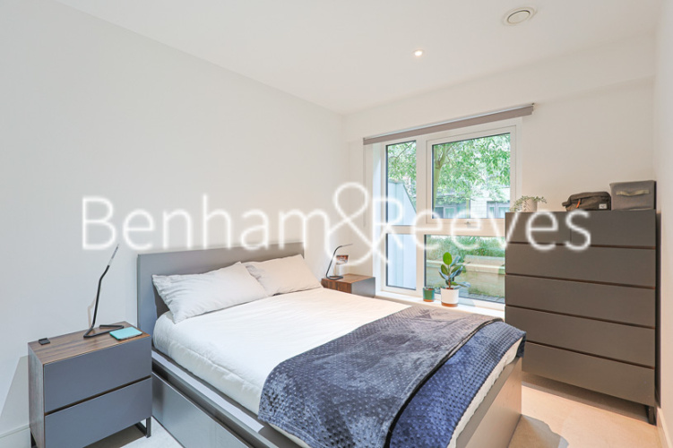 1  bedroom flat to rent in Longfield Avenue, Ealing, W5-image 4