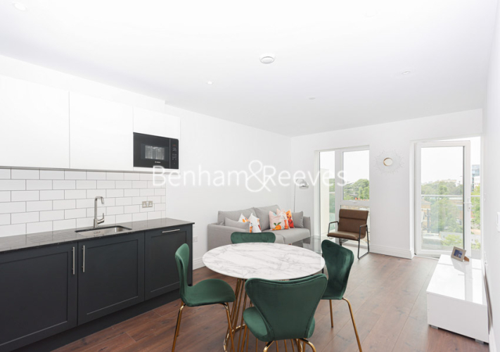 1  bedroom flat to rent in Filmworks Walk, Ealing, W5-image 9