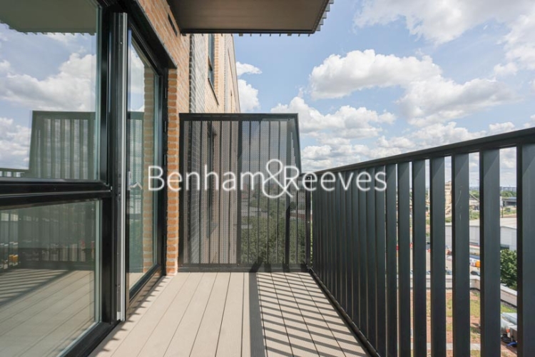 1 bedroom flat to rent in Farine Avenue, Hayes, UB3-image 10