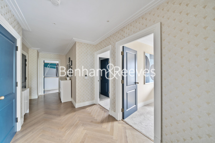 3  bedrooms flat to rent in Filmworks Walk, Ealing, W5-image 19