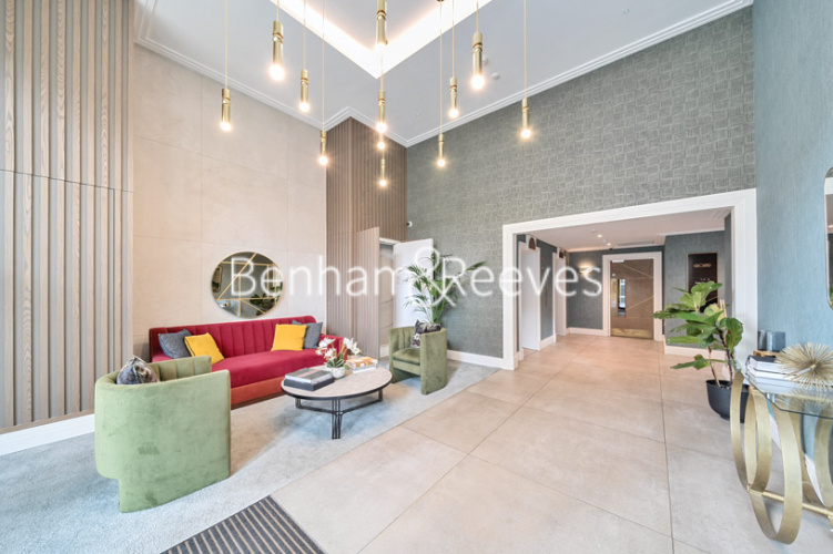 3  bedrooms flat to rent in Filmworks Walk, Ealing, W5-image 21