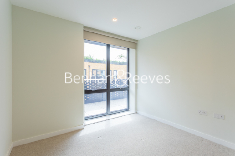 1  bedroom flat to rent in Middle Road, Hanwell, W7-image 3