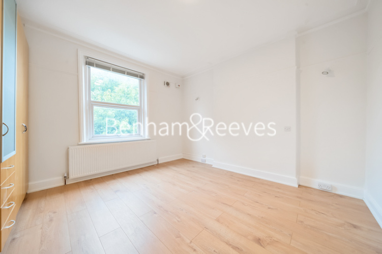 3  bedrooms flat to rent in Gordon Road, Ealing, W5-image 3
