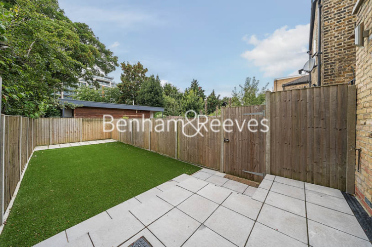 3  bedrooms flat to rent in Gordon Road, Ealing, W5-image 10
