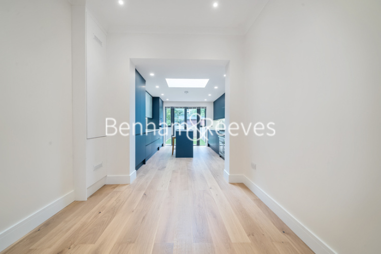 3  bedrooms flat to rent in Gordon Road, Ealing, W5-image 18