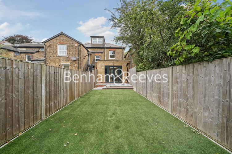 3  bedrooms flat to rent in Gordon Road, Ealing, W5-image 21