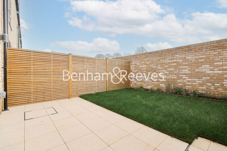 3  bedrooms house to rent in Felix Road, Ealing, W13-image 5